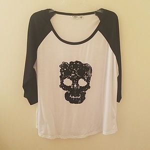 Velvet skullhead shirt